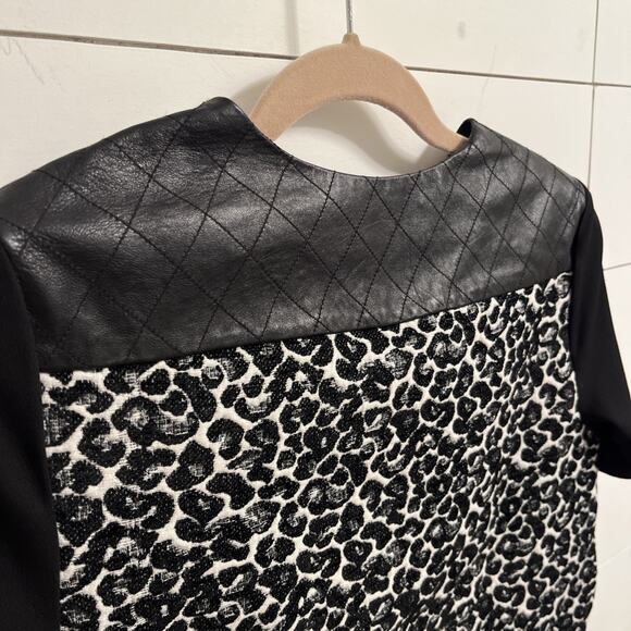 Dolce Vita Blouse Top Leather Shoulder Leopard Print Black Women's Size Small - Picture 9 of 10